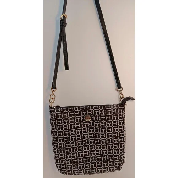 Tommy Hilfiger Bag / Crossbody Black White Monogram / Y2K Bag / Classic Preppy - Picture 7 of 15
